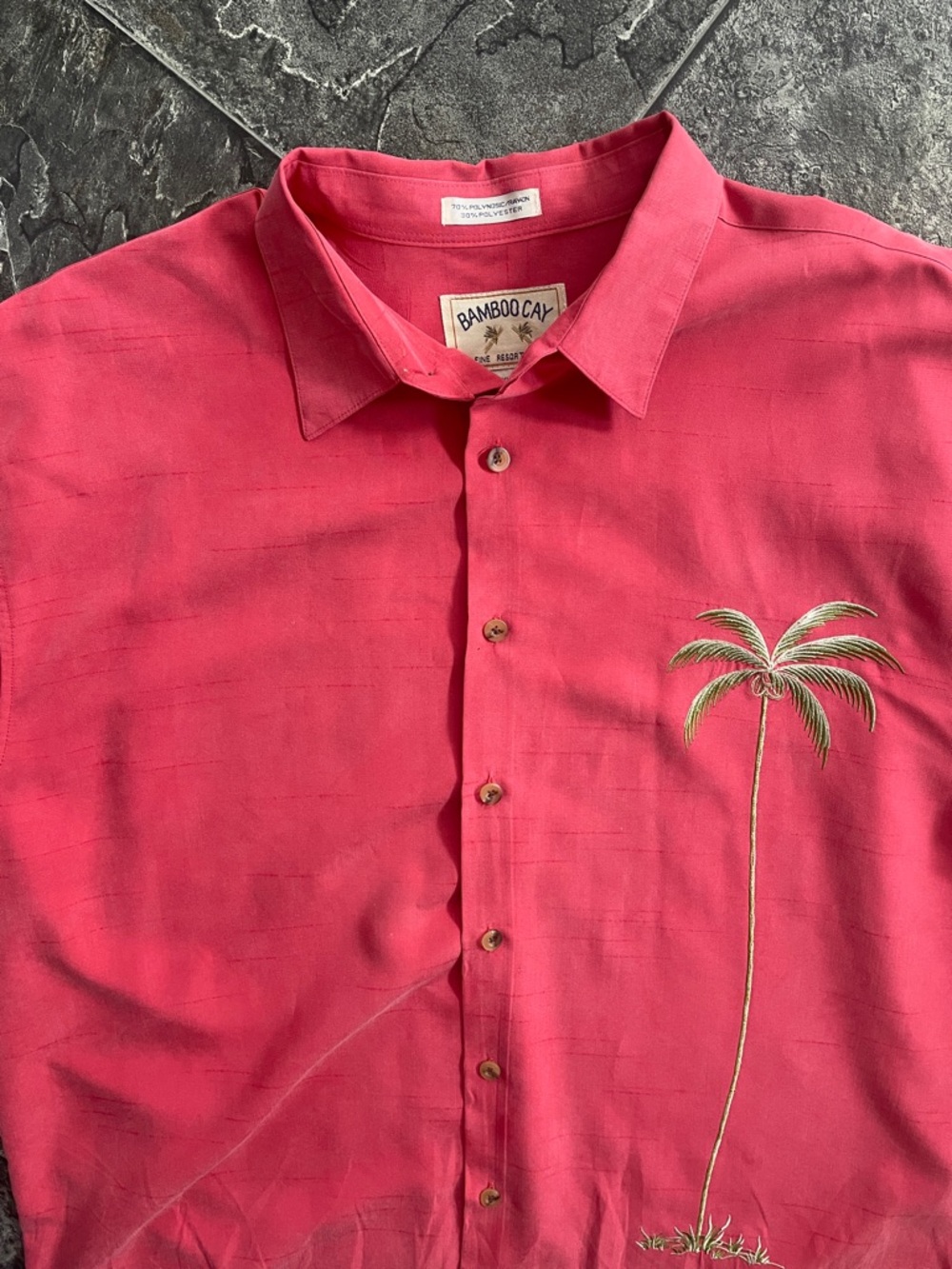 BAMBOO CAY Coral Short-Sleeve Palm Embroidered Resortwear Lightweight Shirt